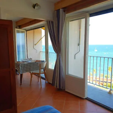 Studio 8Eme Etage Vue Mer Le Lavandou - Fr-1-308-160 * Le Lavandou